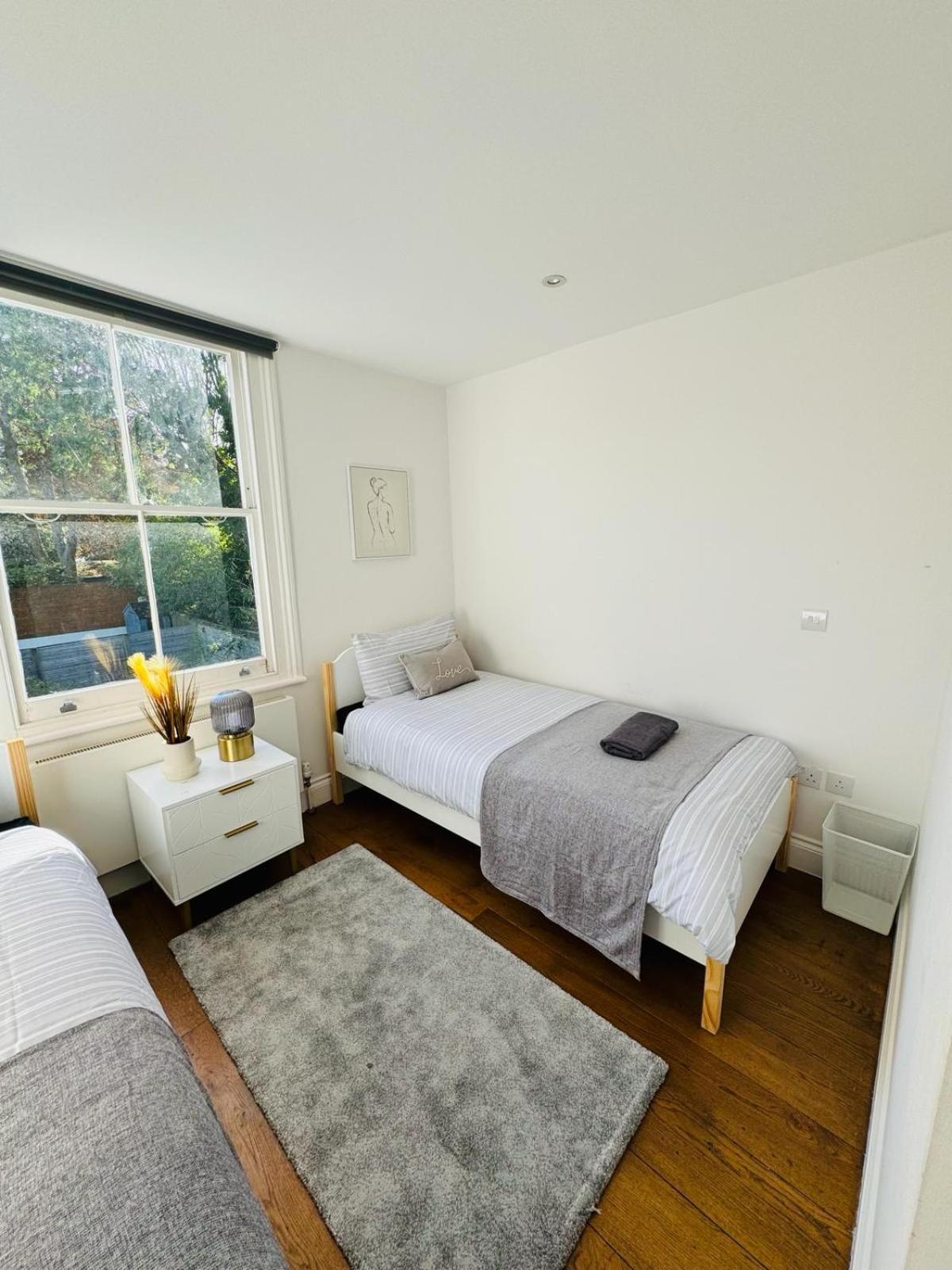 Stunning Flat In Chiswick Apartment ลอนดอน ภายนอก รูปภาพ