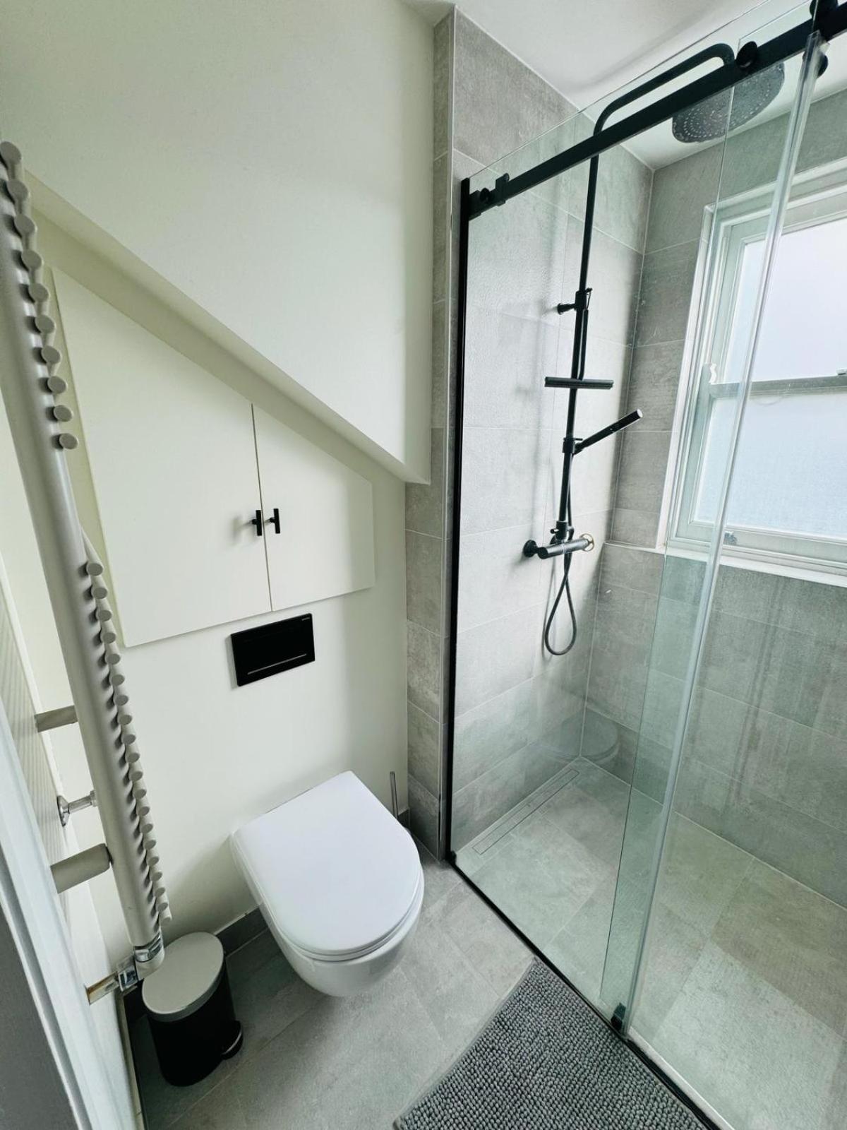 Stunning Flat In Chiswick Apartment ลอนดอน ภายนอก รูปภาพ