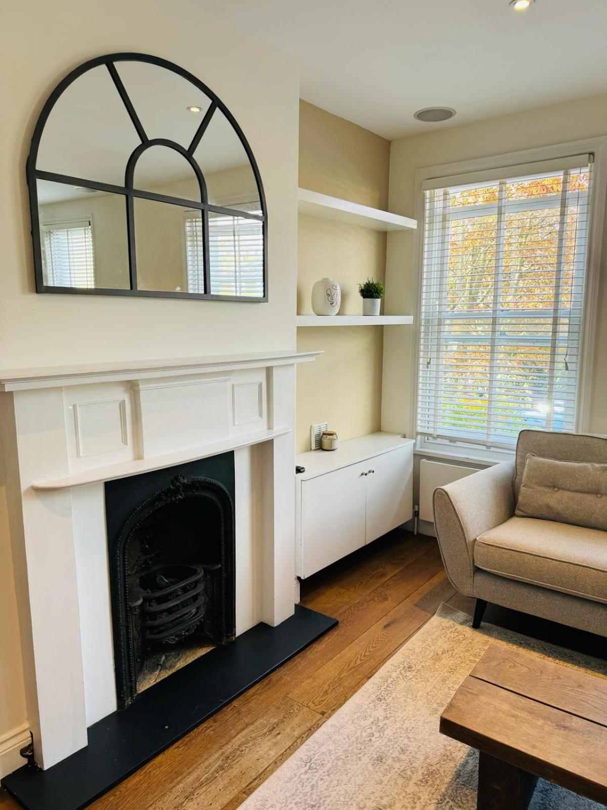Stunning Flat In Chiswick Apartment ลอนดอน ภายนอก รูปภาพ