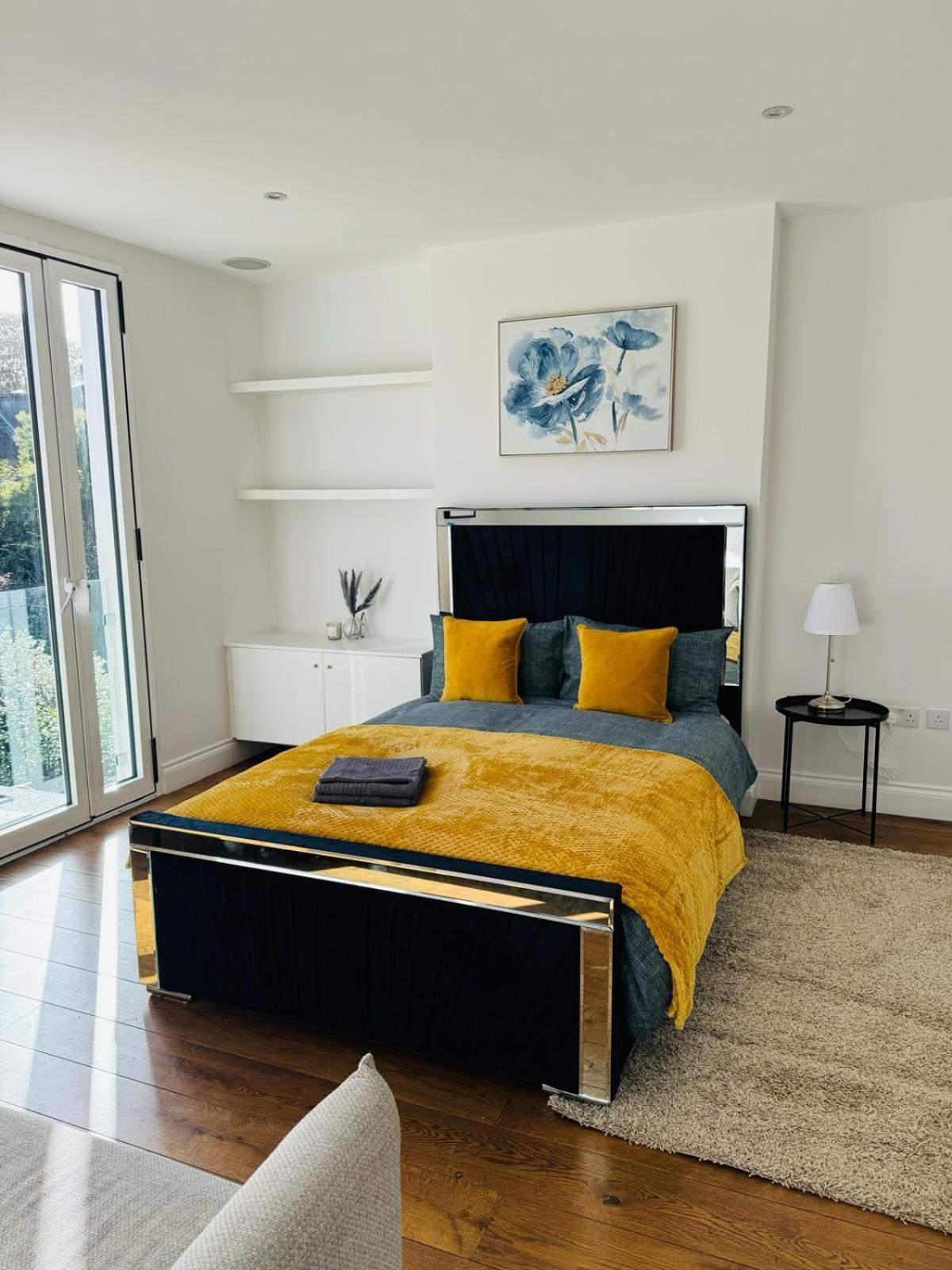 Stunning Flat In Chiswick Apartment ลอนดอน ภายนอก รูปภาพ