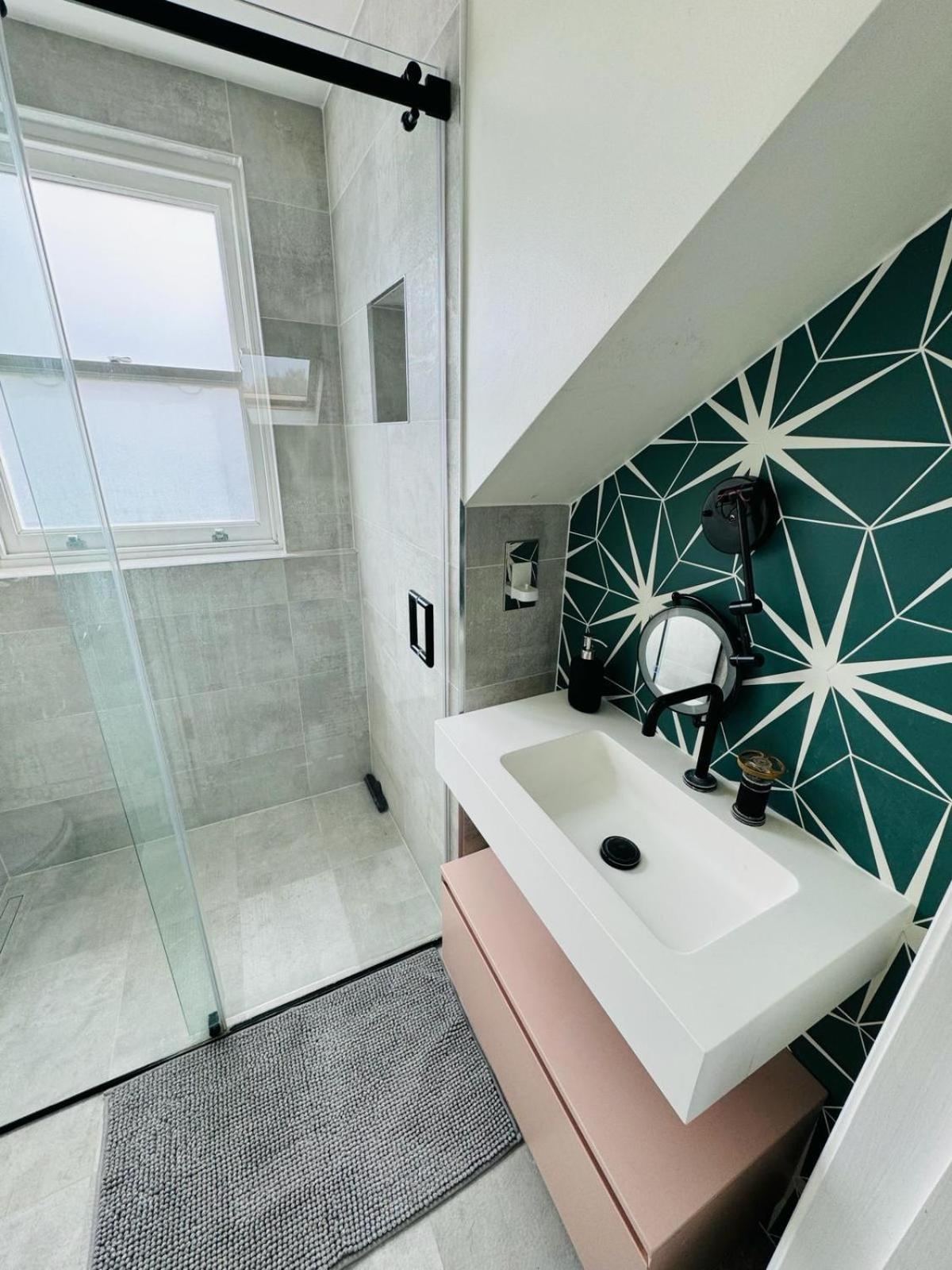 Stunning Flat In Chiswick Apartment ลอนดอน ภายนอก รูปภาพ