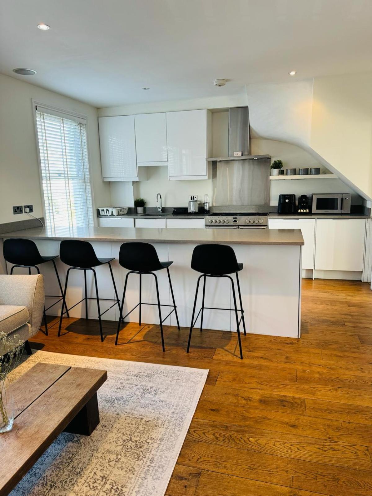 Stunning Flat In Chiswick Apartment ลอนดอน ภายนอก รูปภาพ